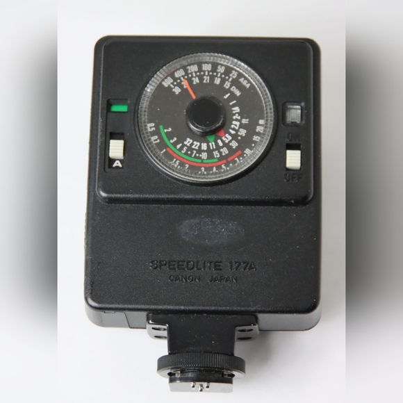 Canon AE-1 ProgramCamera Set - Picture 10 of 14